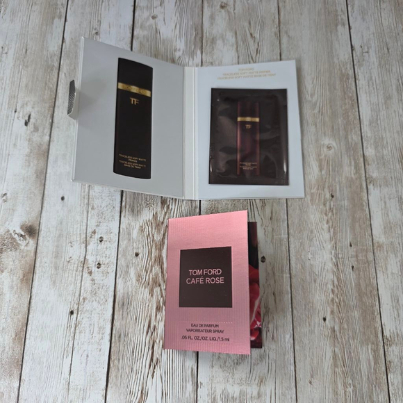 Tom Ford Cafe Rose + primer Sample - Picture 1 of 3